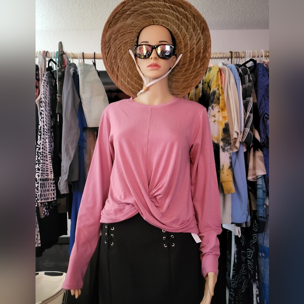 Womans Calia pink shirt.